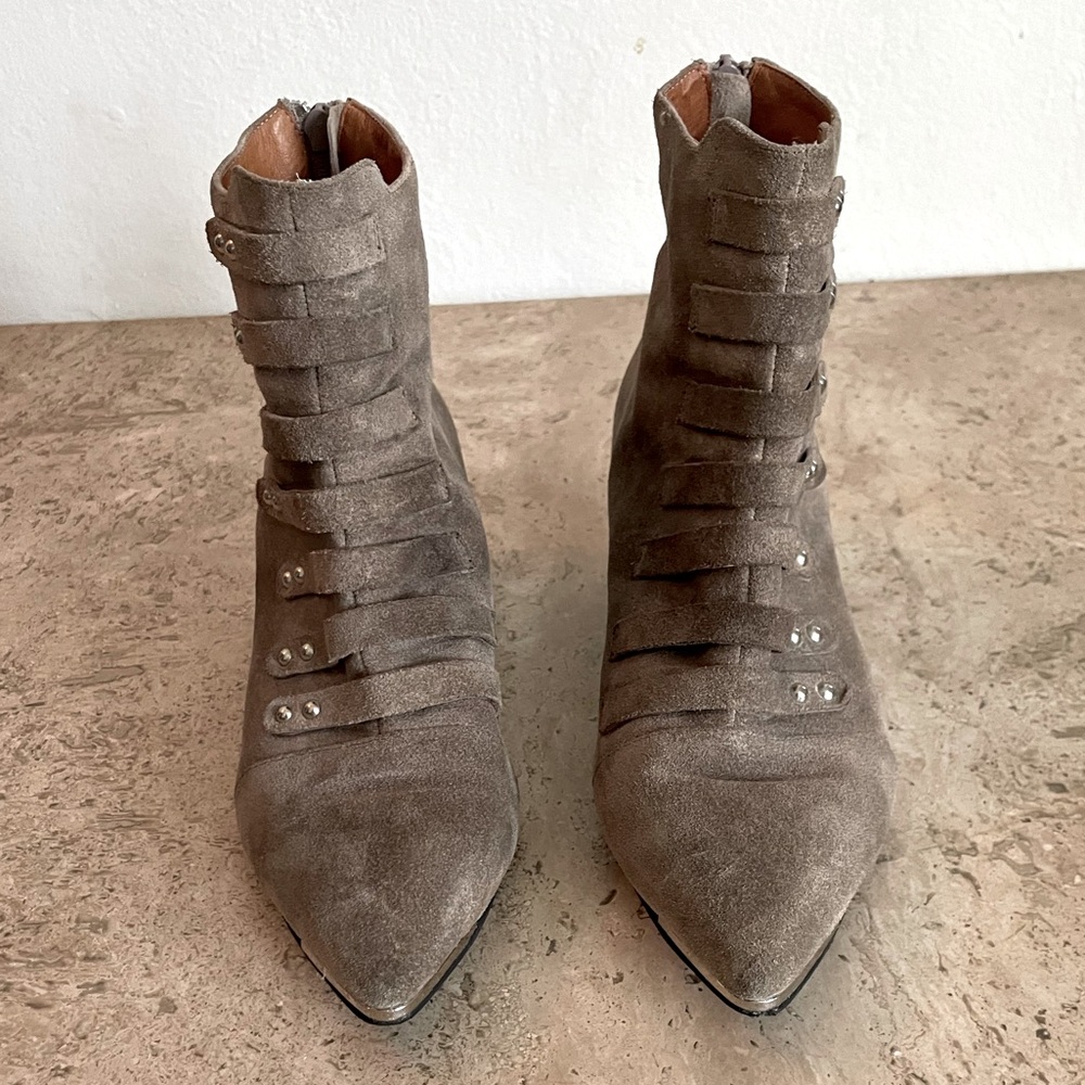 🍁50% Off Fall Sale JEFFREY CAMPBELL Serpico Real Suede Booties - Picture 2 of 7